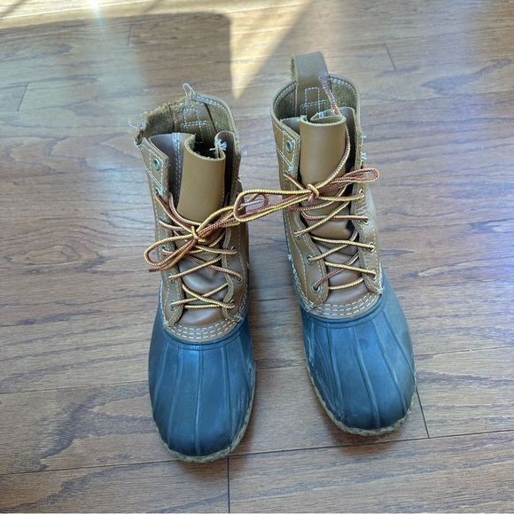 LL Bean classic duck boots - Picture 2 of 9